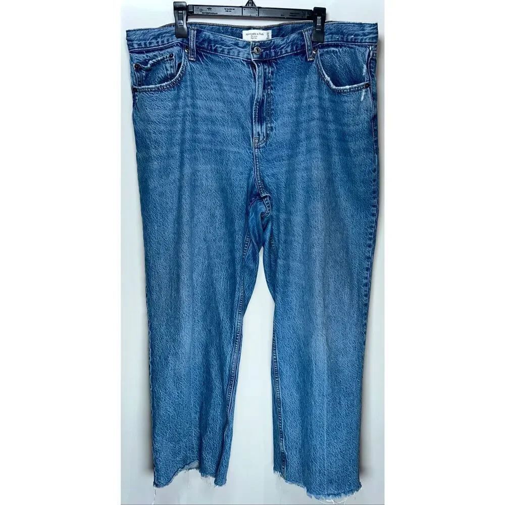 Abercrombie & Fitch the loose high rise Jeans size 18R / 34